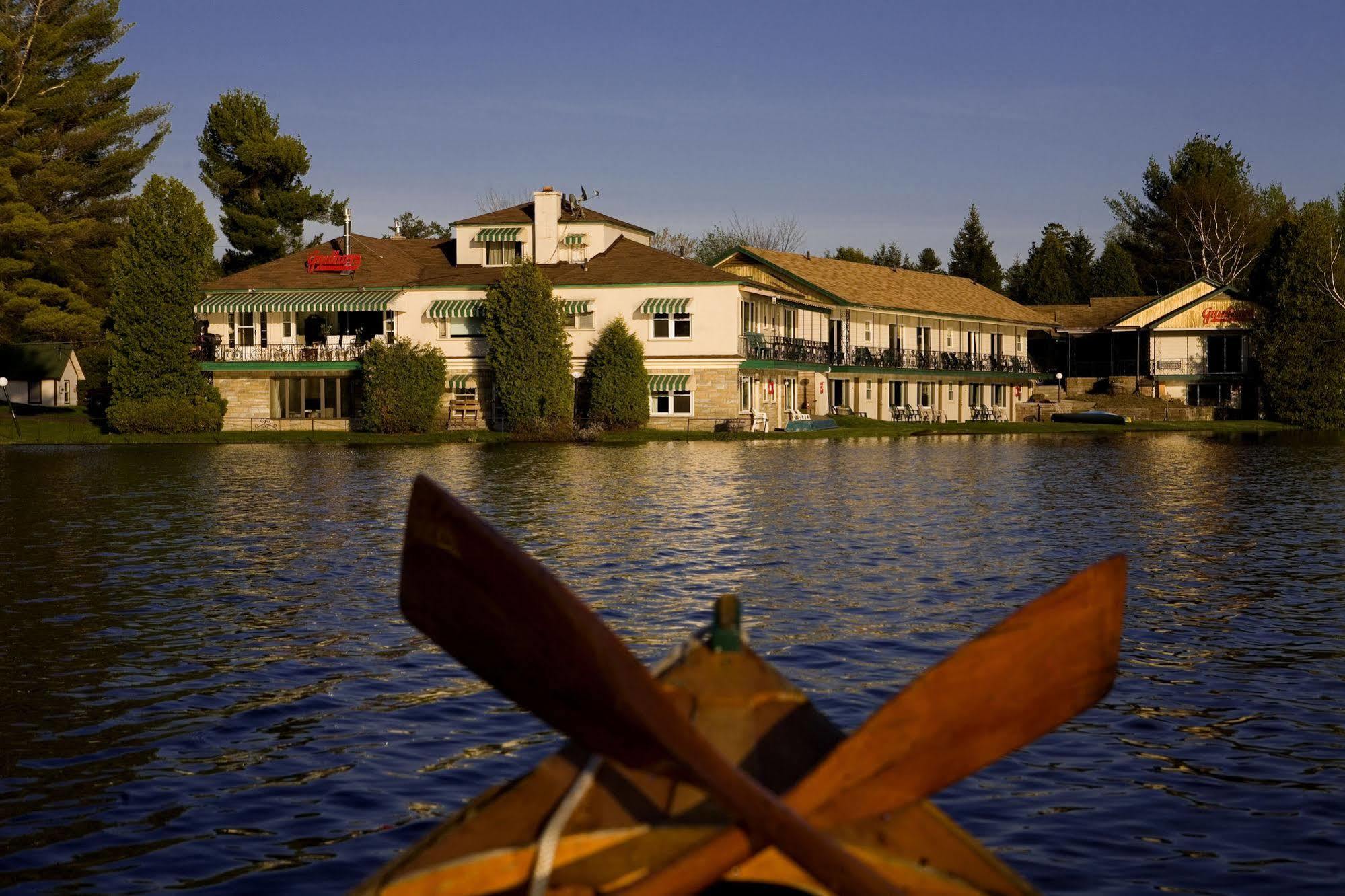 Gauthier's Saranac Hotel 3*