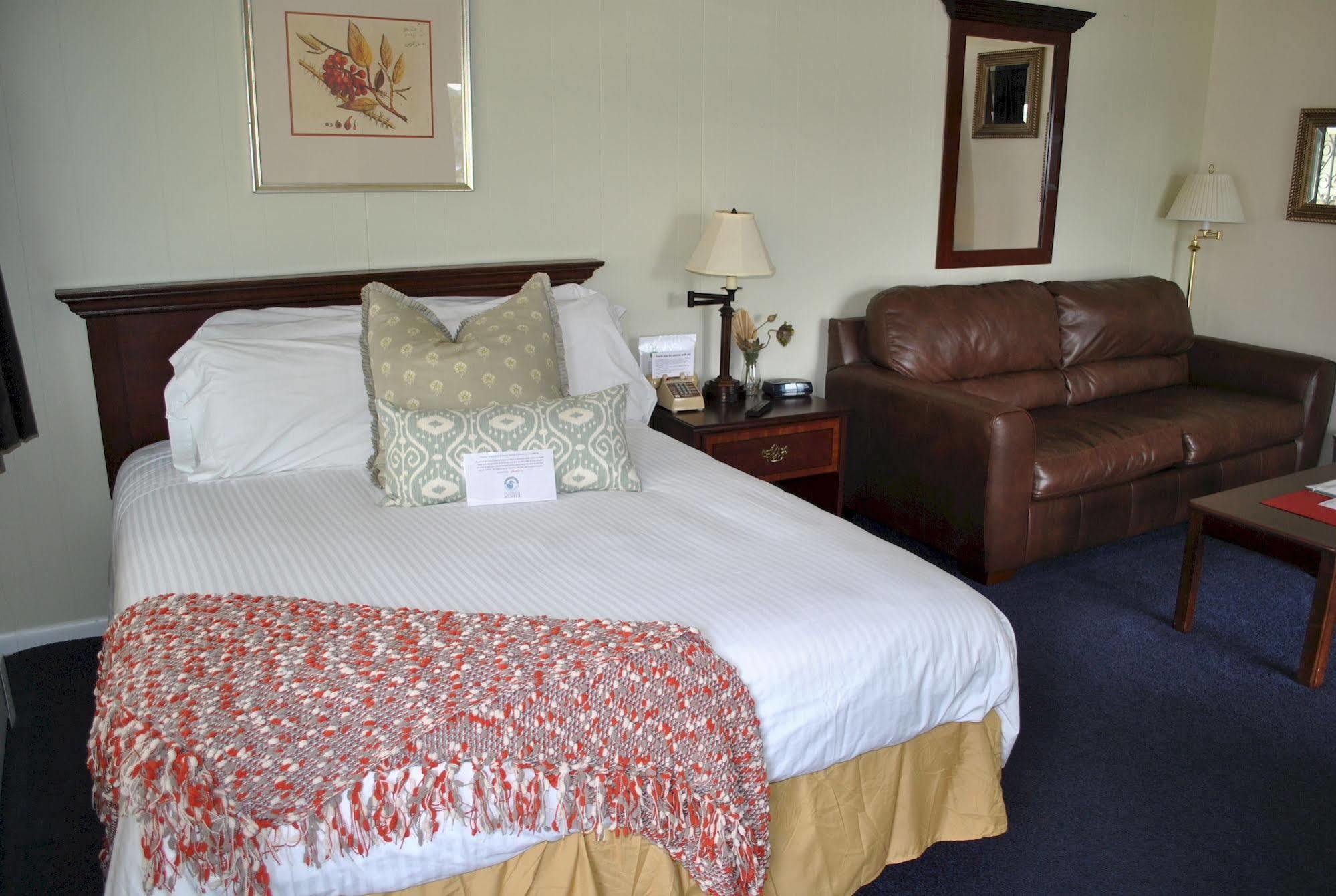 Gauthier's Saranac Hotel 3*